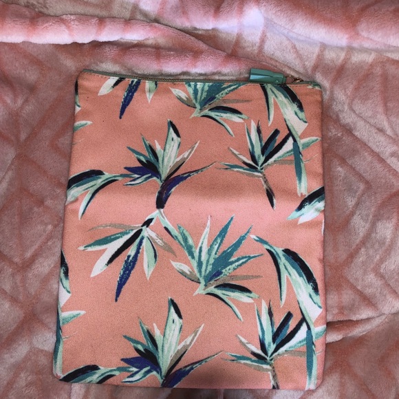 Rachel Pally fold over clutch - Picture 3 of 6